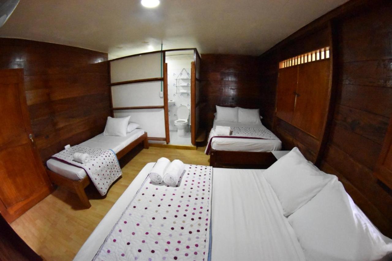 Hostal Cano Nevera La Macarena Номер фото