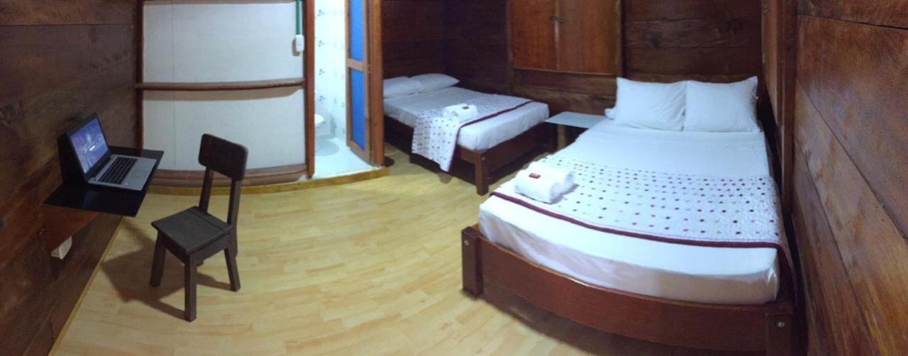 Hostal Cano Nevera La Macarena Номер фото